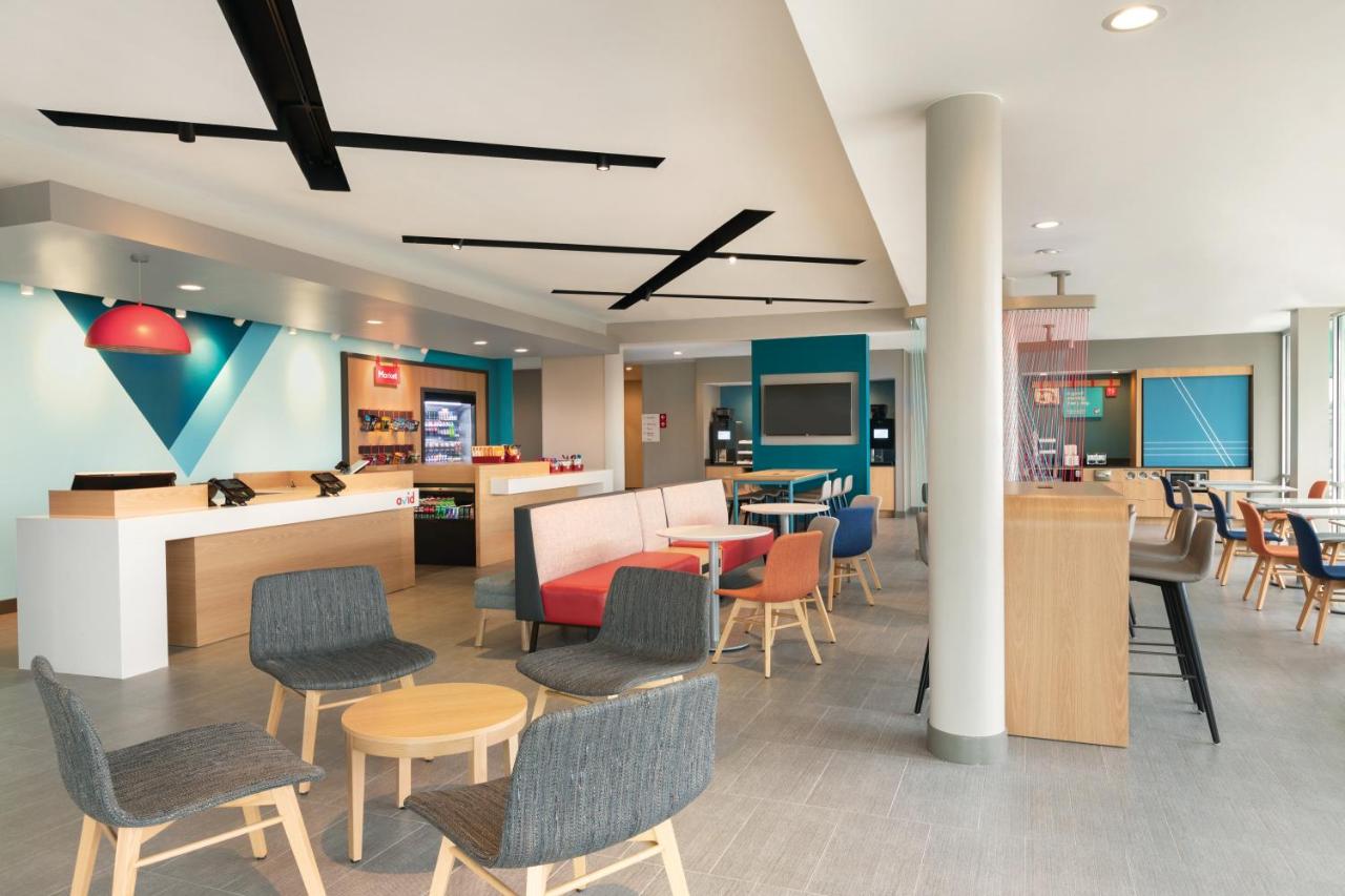 | avid hotels - Ocala Downtown, an IHG Hotel