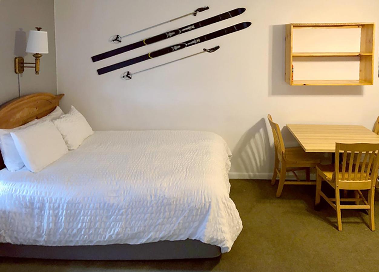 Standard Queen Room - Second Floor at Tyrolean Lodge