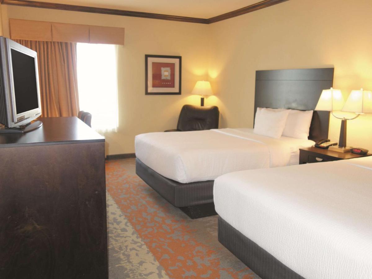 Deluxe Queen Room with Two Queen Beds at La Quinta Inn & Suites by Wyndham Eastland