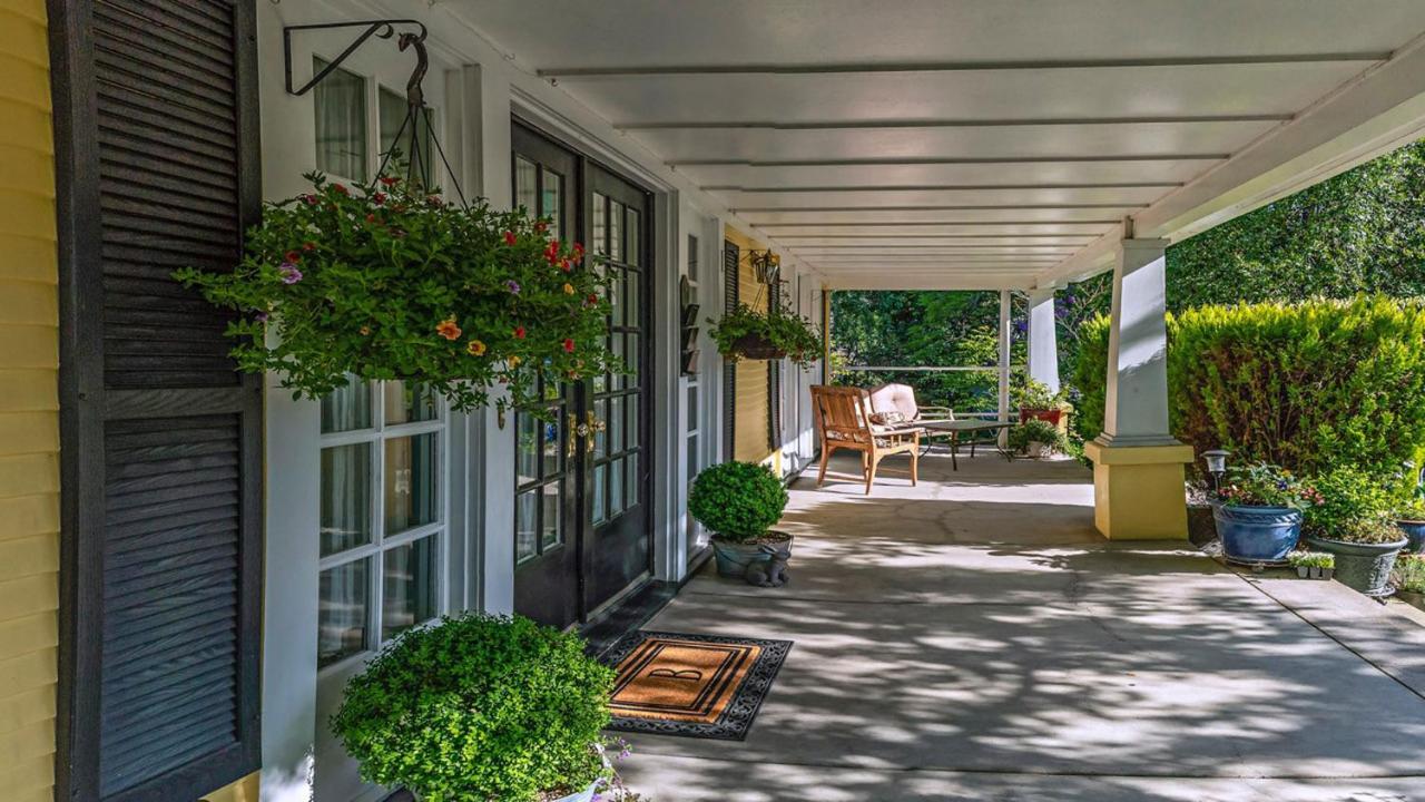 | Bayberry Inn B&B