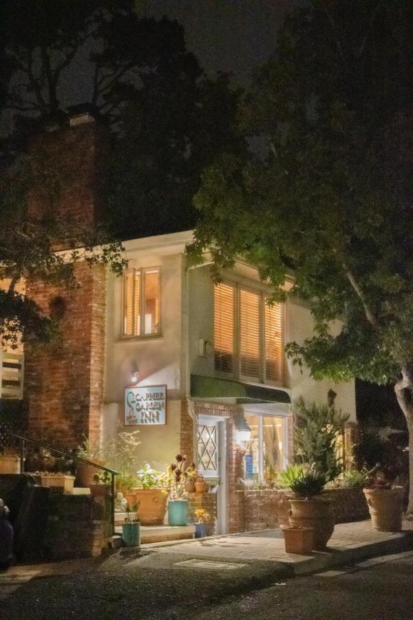 | Carmel Garden Inn