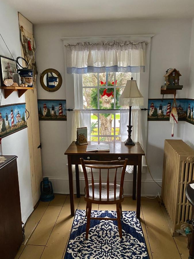| The Bella Ella Bed and Breakfast