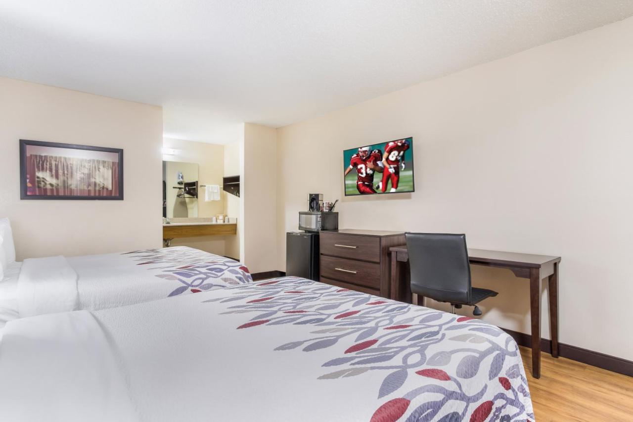 Superior Room with Two Queen Beds Smoke Free at Red Roof Inn Albuquerque - Midtown
