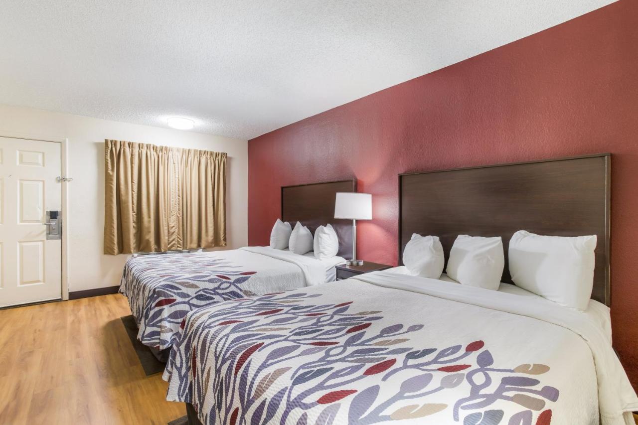 Superior Room with Two Queen Beds Smoke Free at Red Roof Inn Albuquerque - Midtown