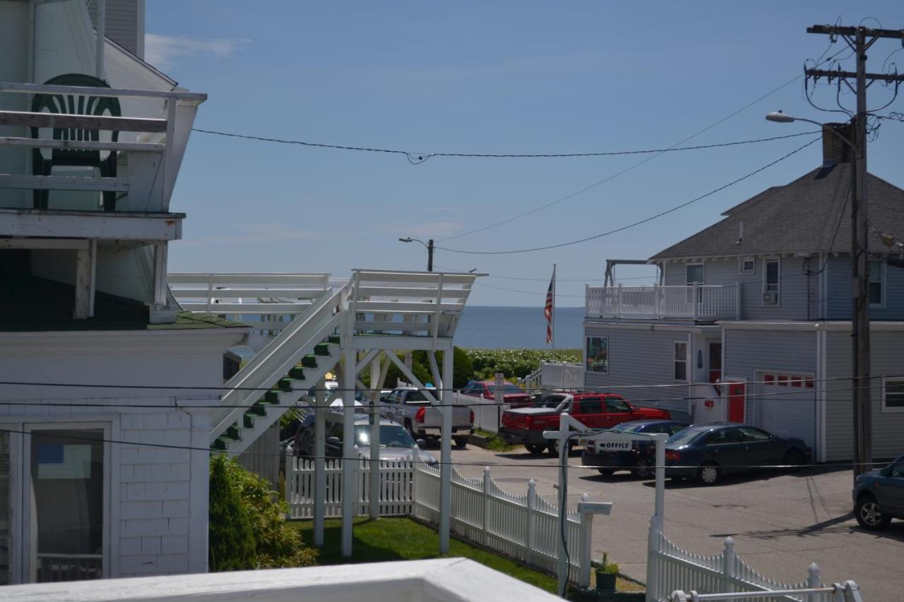 | The New Oceanic Inn