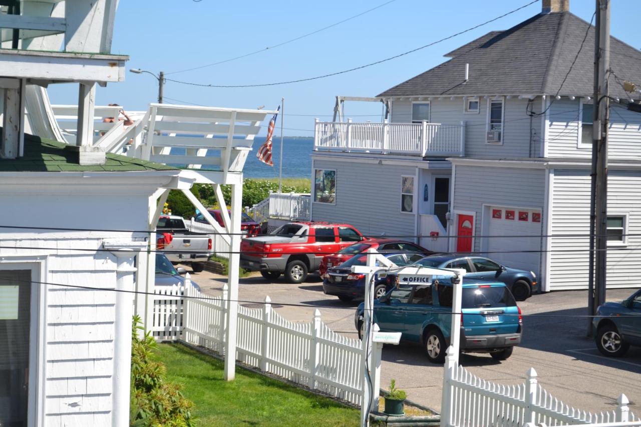 | The New Oceanic Inn