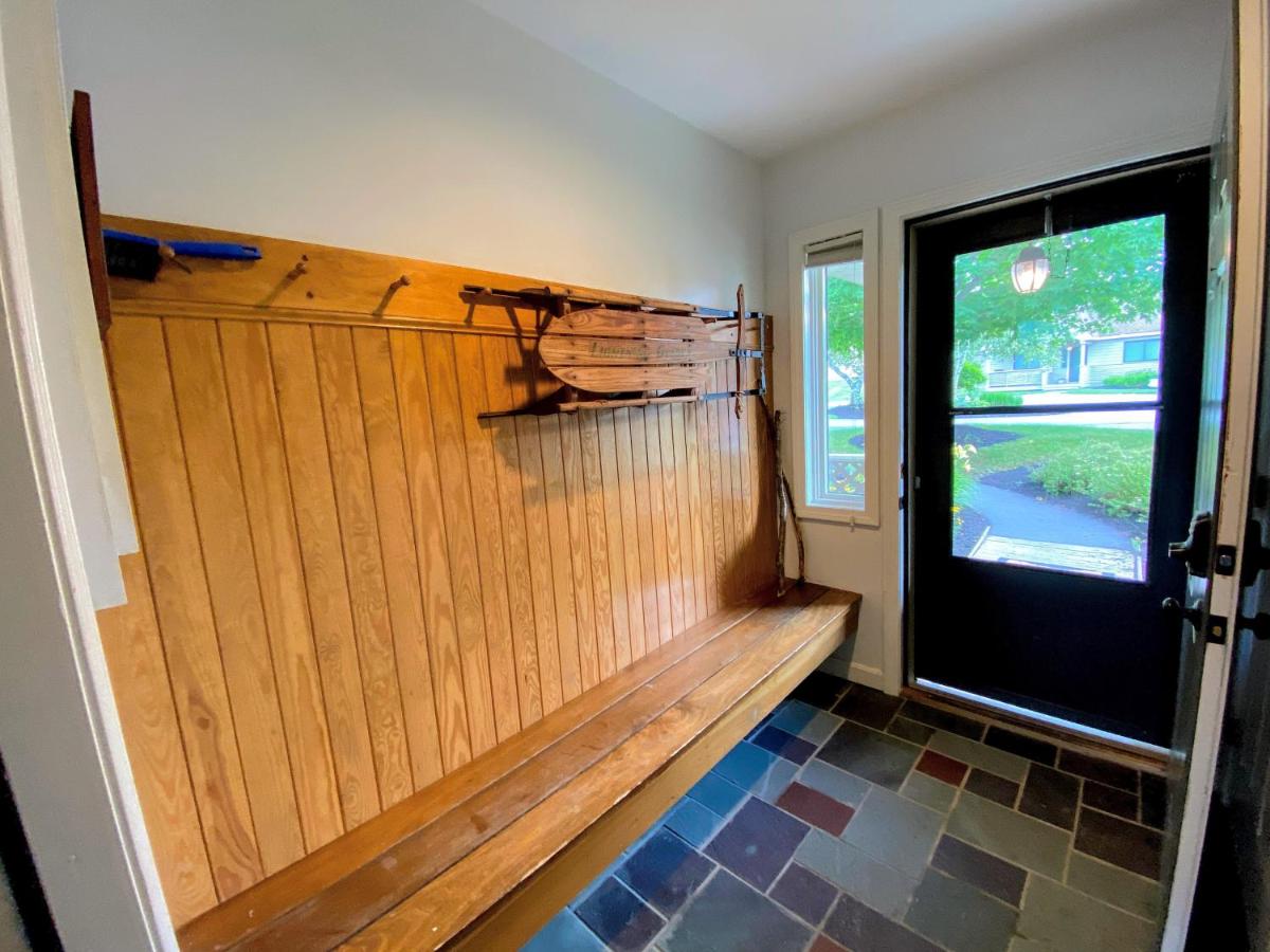 | F7 Comfortable golf course townhouse within walking distance of Mount Washington Hotel