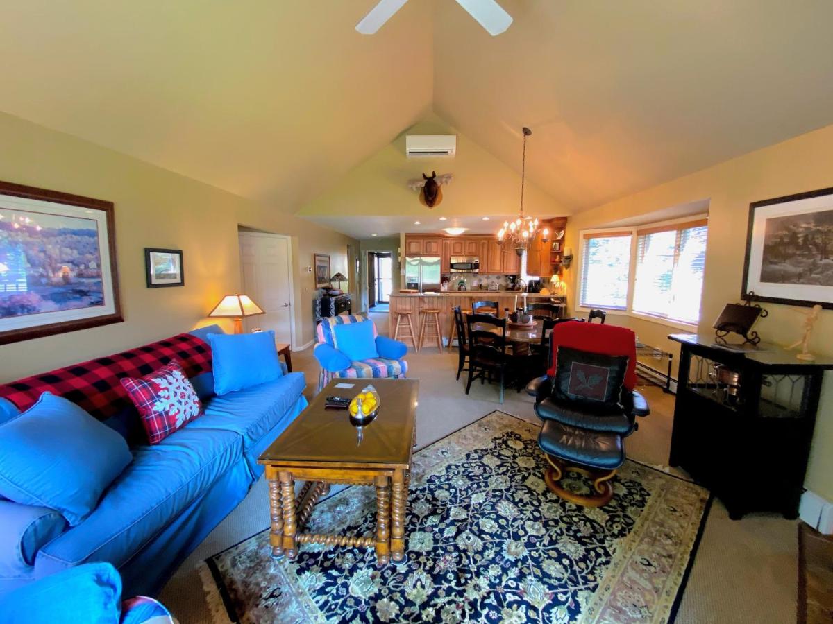 | F8 Luxurious Mt Washington Hotel golf course home Wifi, cable, air conditioning
