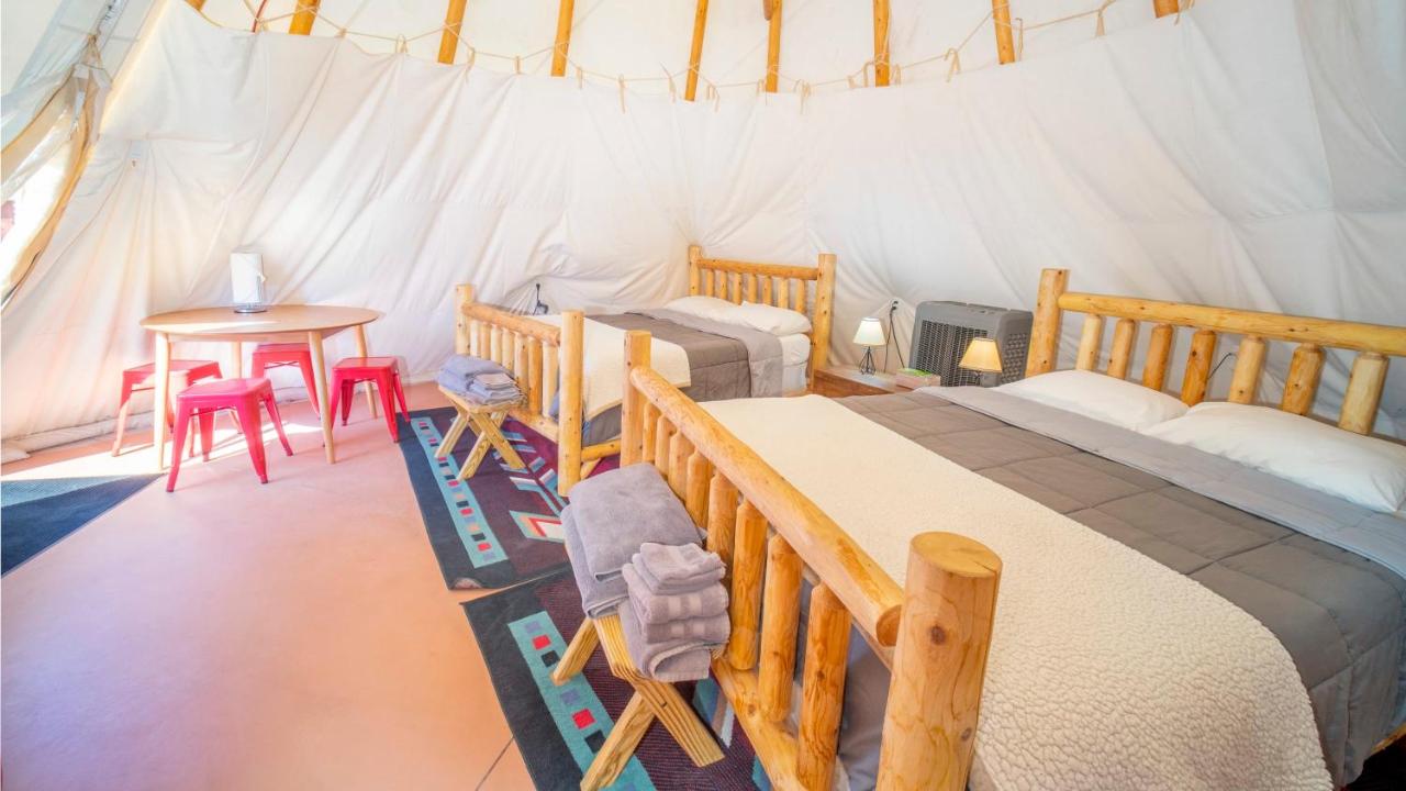  | OK RV Park Family Tipi OK1