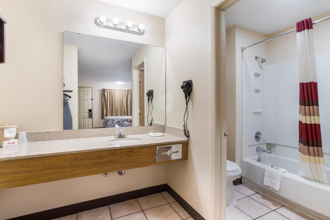Suite with Two Queen Beds Smoke Free at Red Roof Inn Albuquerque - Midtown