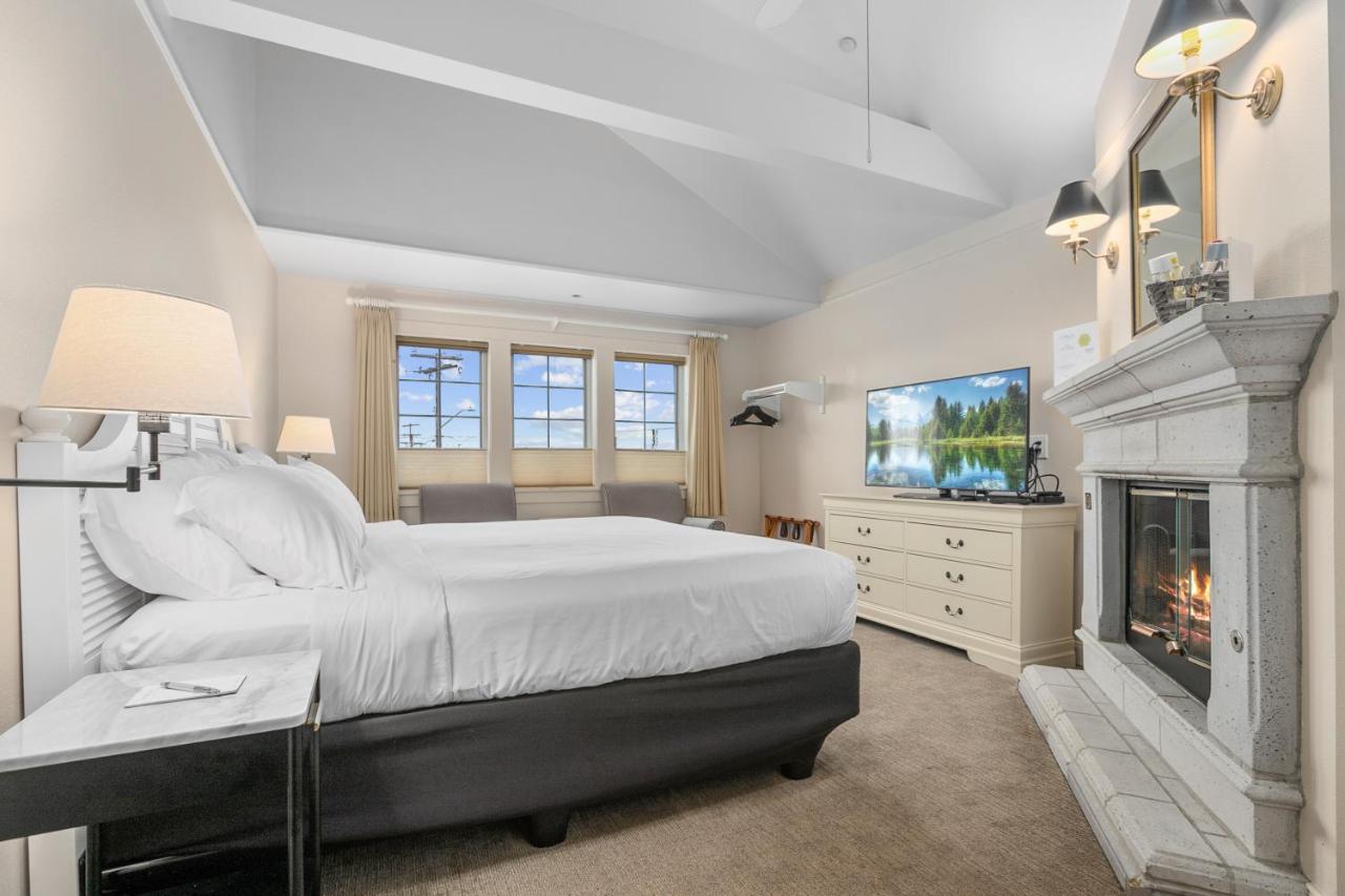  | Saratoga Inn