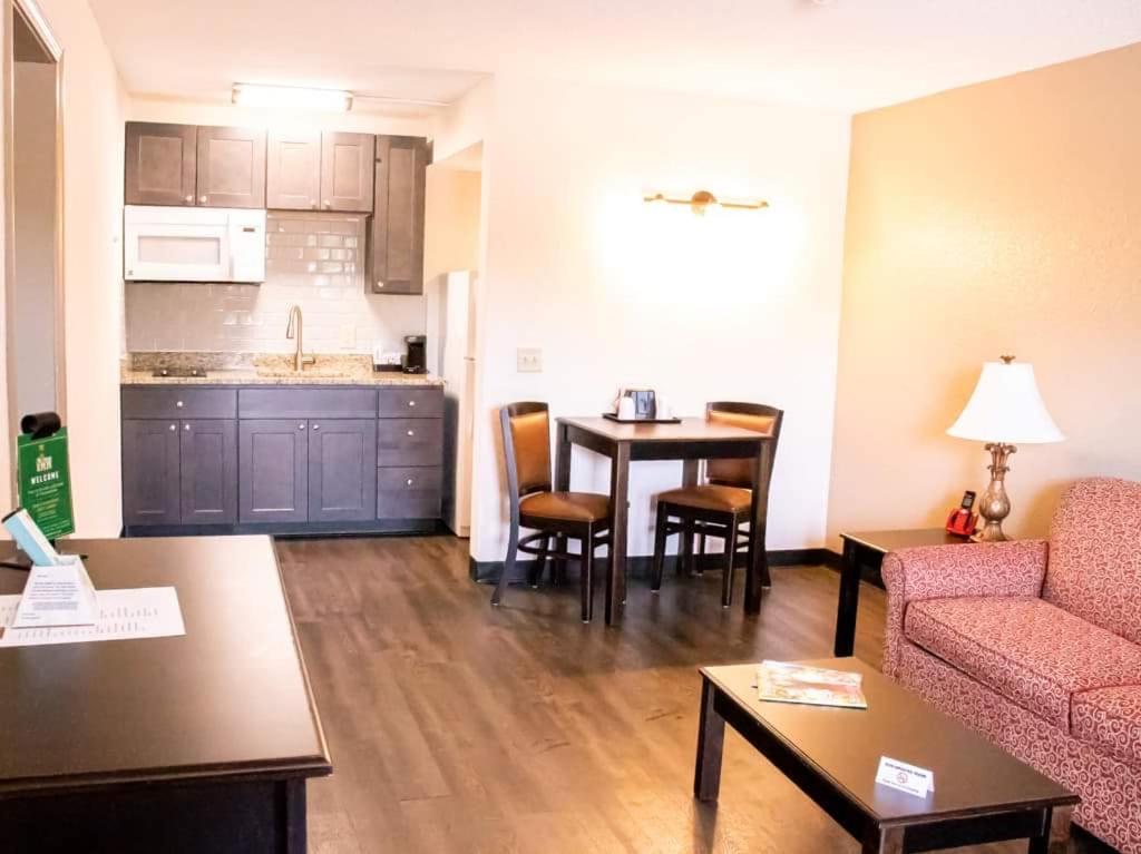 Queen Suite with Two Queen Beds and Sofabed - Non Smoking at Extended Stay Inn & Suites Marion I-57