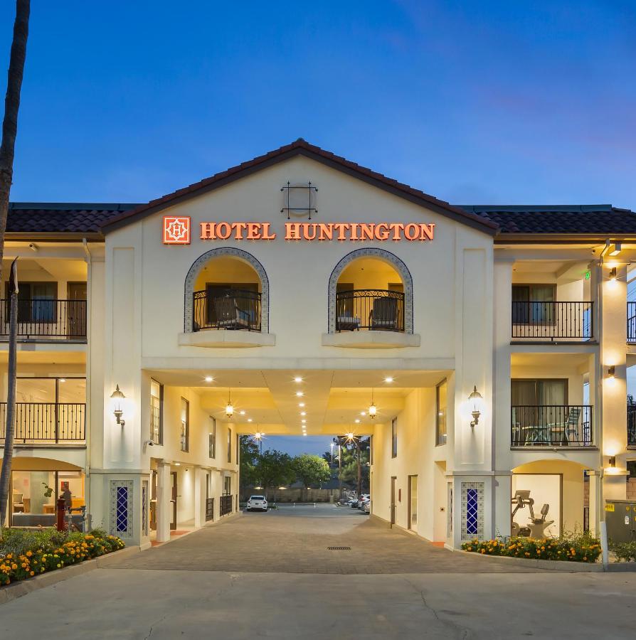  | Hotel Huntington