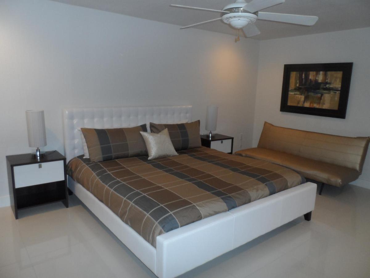 | Villas at Bahia Mar