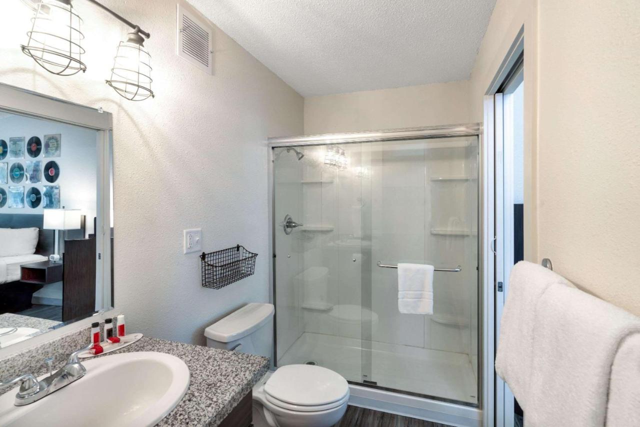 Double Room with Two Double Beds - Non-Smoking at Hillside Crossing Nashville