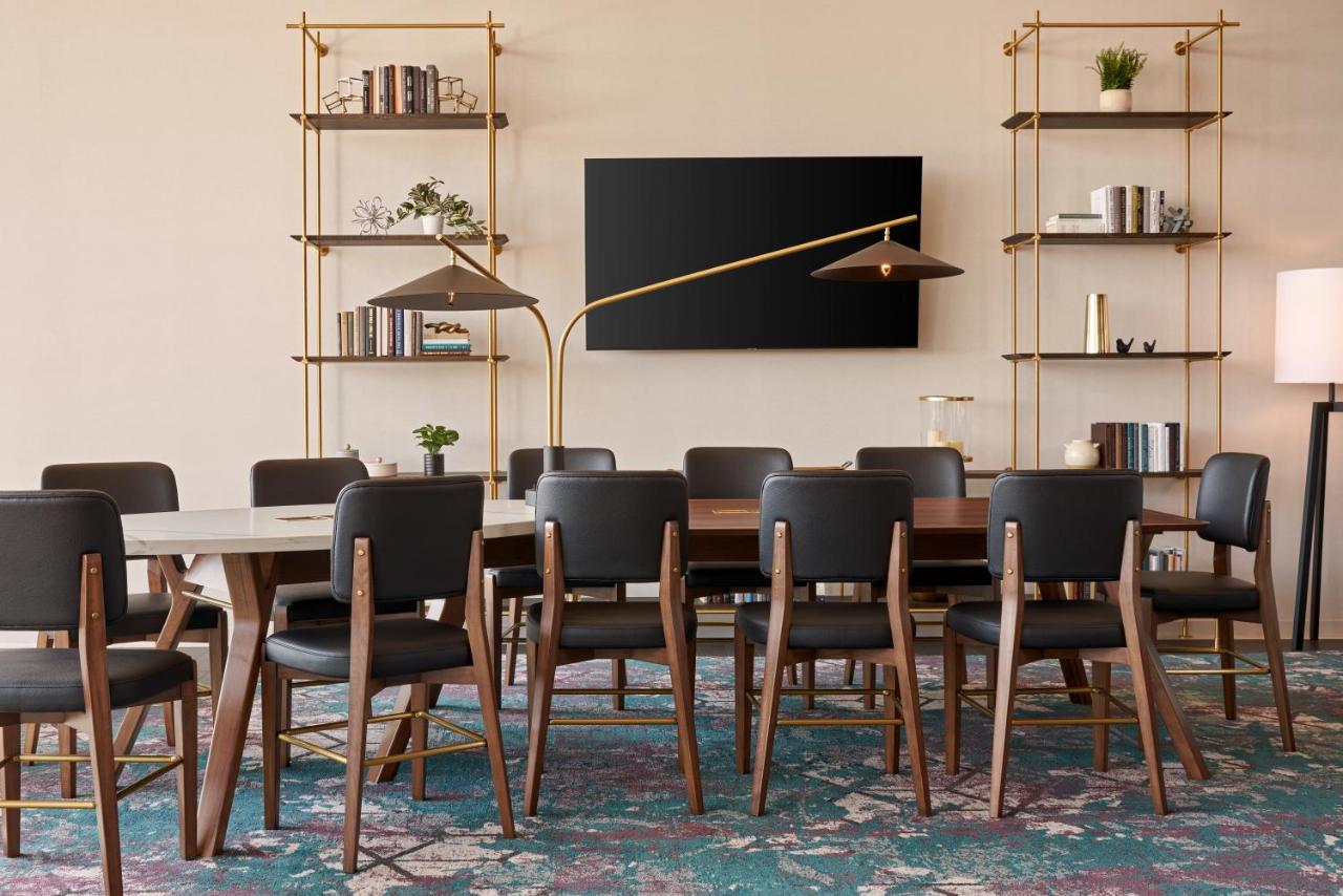 | The Watermark Hotel