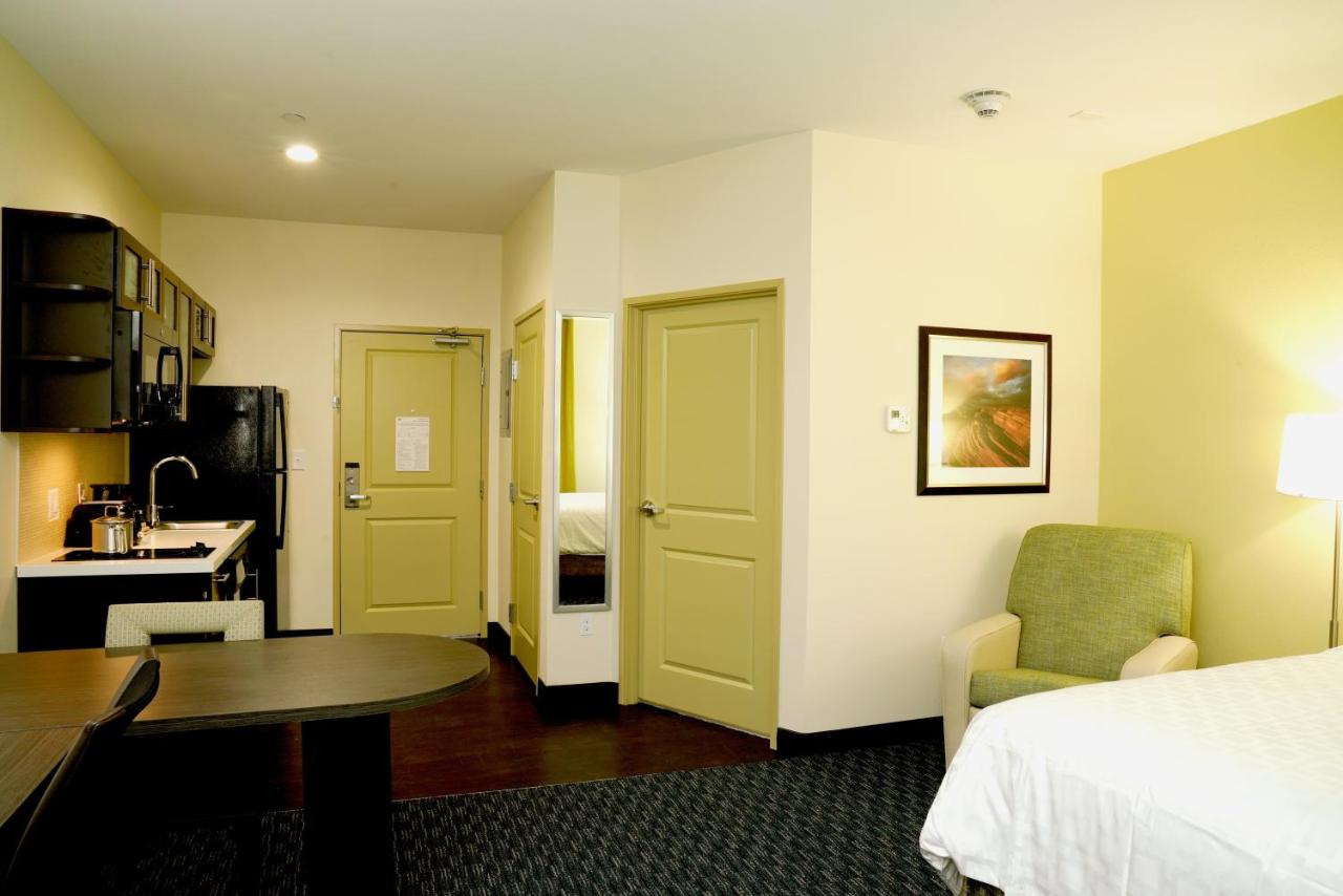  | Candlewood Suites - Plano North, an IHG Hotel