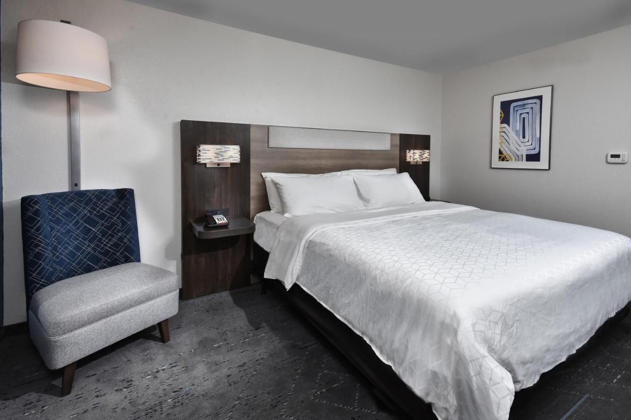| Holiday Inn Express Richmond I-64 Short Pump Area, an IHG Hotel