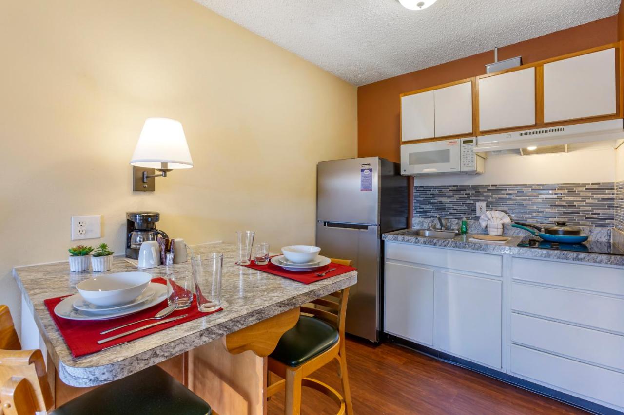 Double Studio with Two Double Beds - Non-Smoking at Suburban Studios Albuquerque Uptown