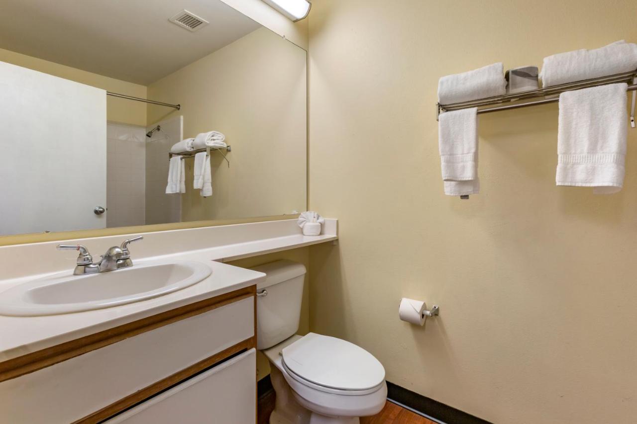 Double Studio with Two Double Beds - Non-Smoking at Suburban Studios Albuquerque Uptown