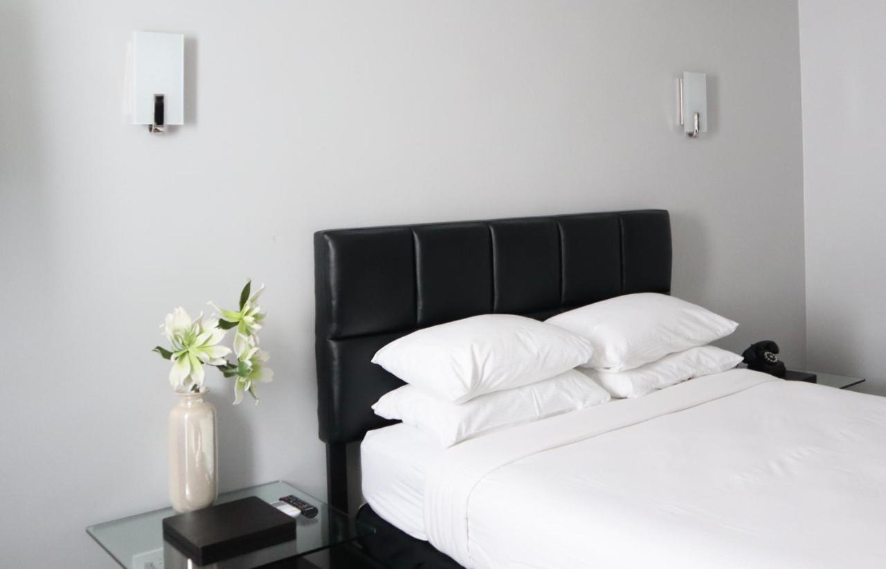 | Park Plaza Lodge
