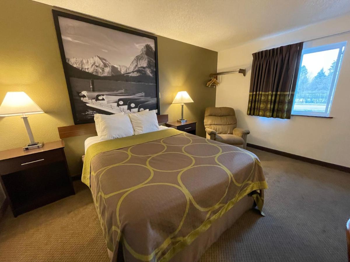 Queen Room at Studio 1 Hotel & Extended Stay - Missoula