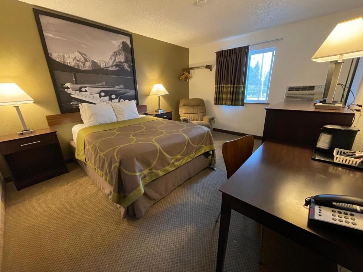 Queen Room at Studio 1 Hotel & Extended Stay - Missoula