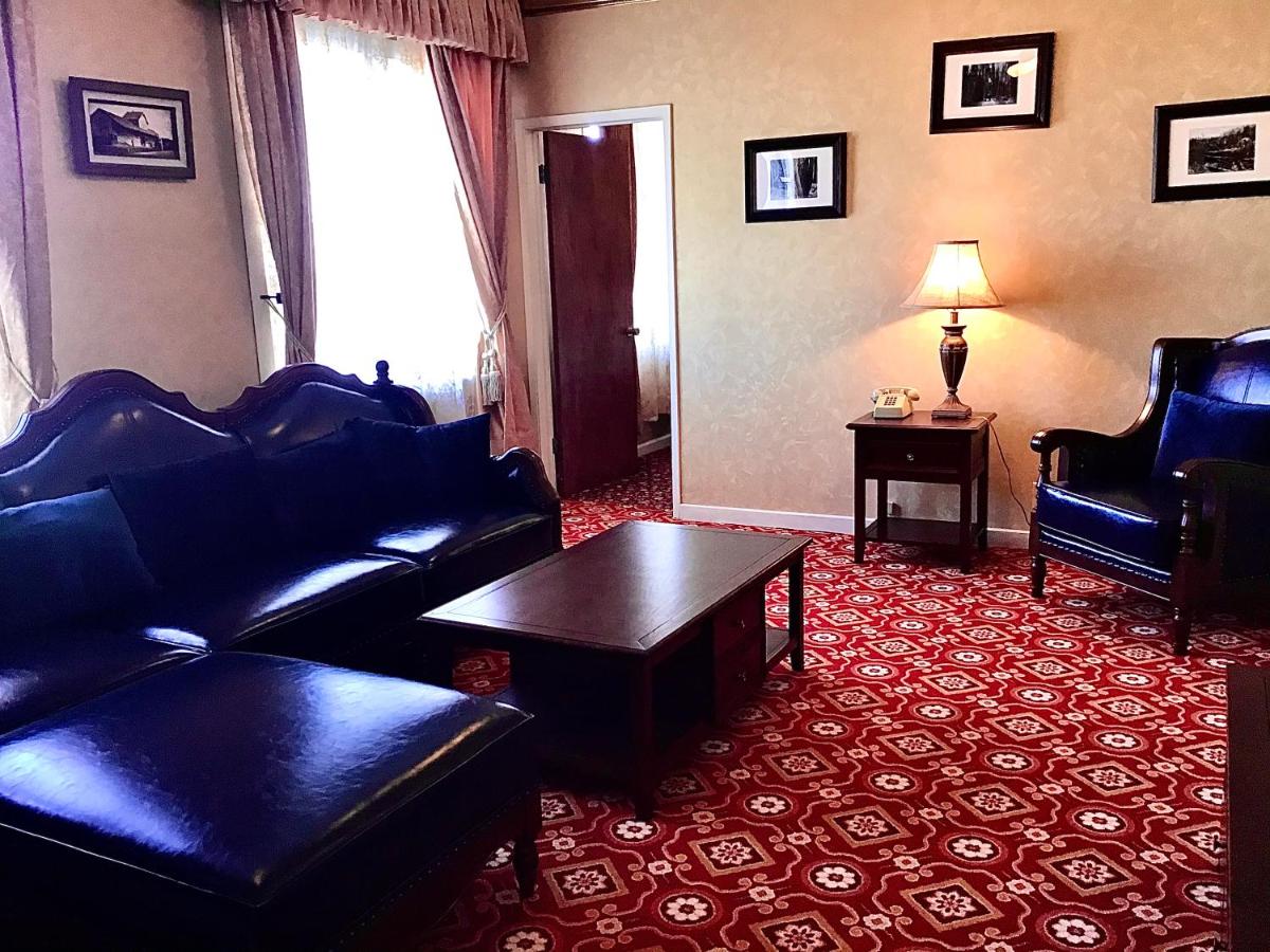 Grand King Suite - Non-Smoking at Eureka Inn, Trademark Collection by Wyndham