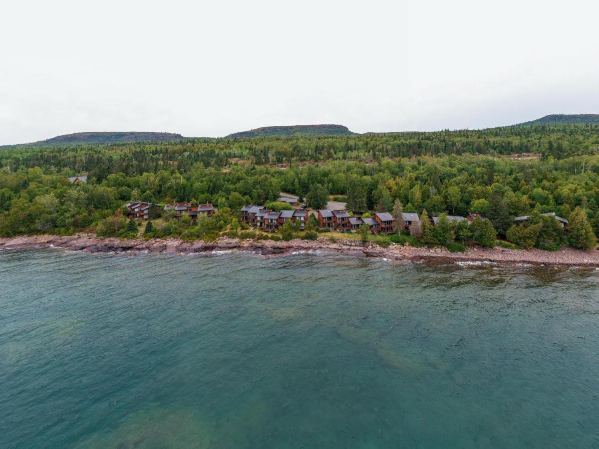 | Lutsen Sea Villas
