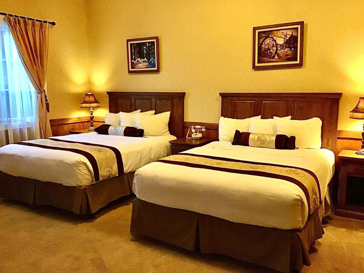 Deluxe Queen Room with Two Queen Beds - Mobility Access/Non-Smoking at Eureka Inn, Trademark Collection by Wyndham