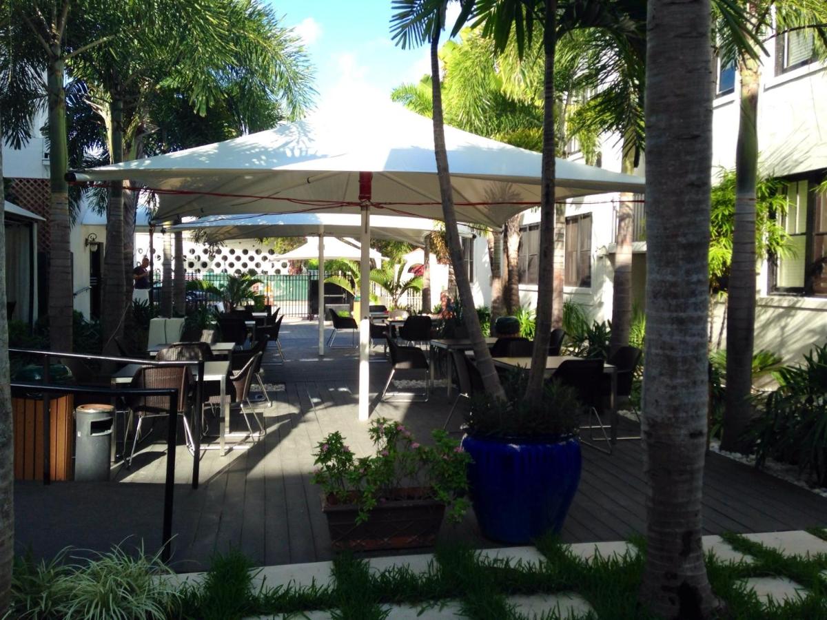  | South Beach Plaza Hotel