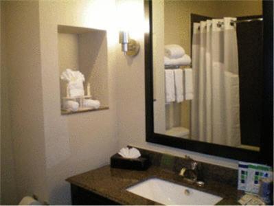 | Holiday Inn Express Hotel & Suites Beaumont Northwest, an IHG Hotel