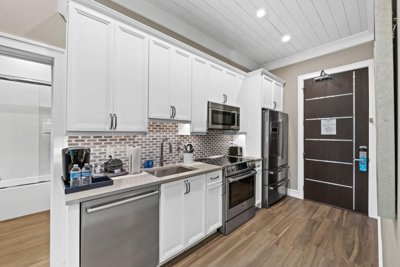 Presidential Suite at Anna Maria Beach Resort