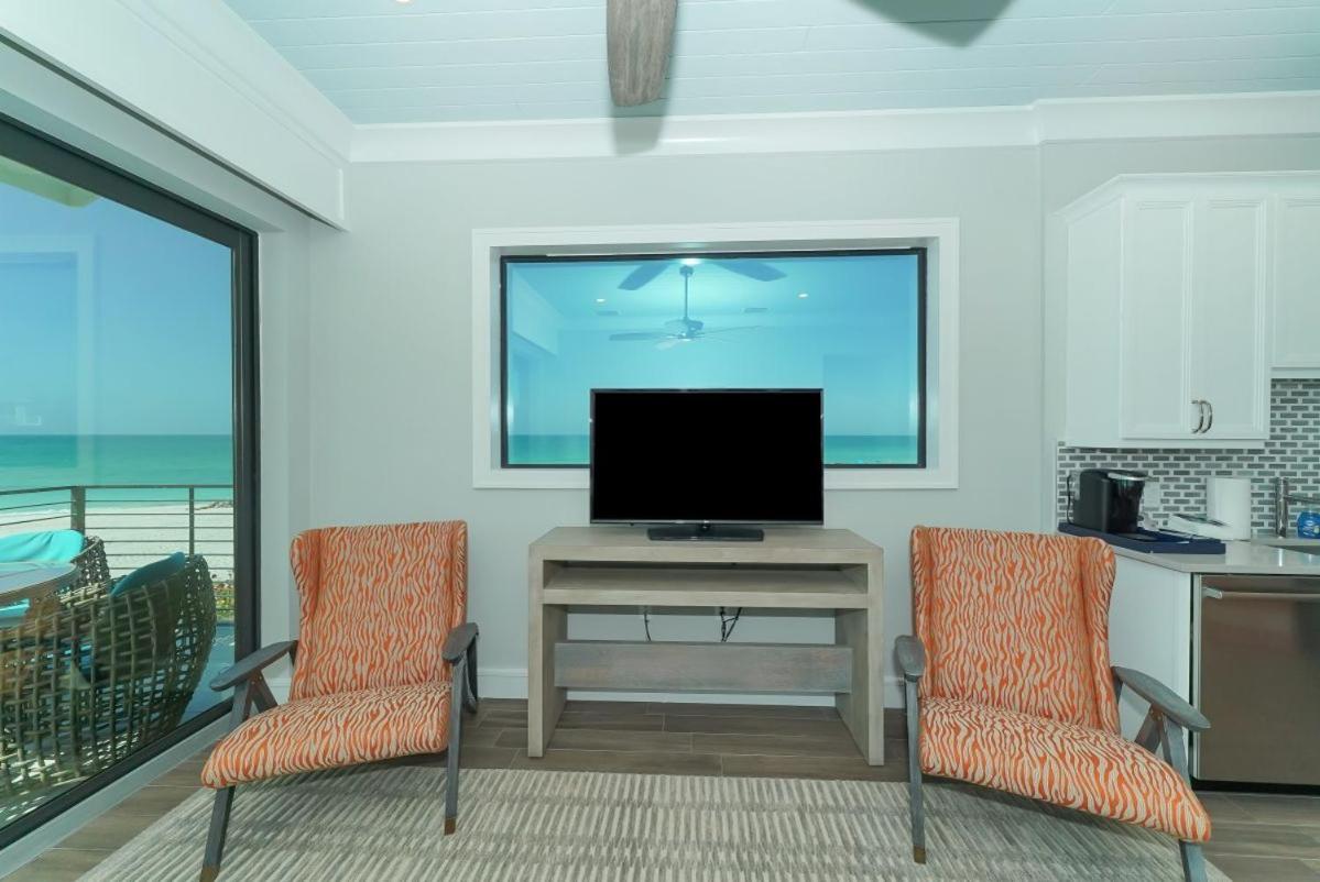 King Suite with Ocean View at Anna Maria Beach Resort