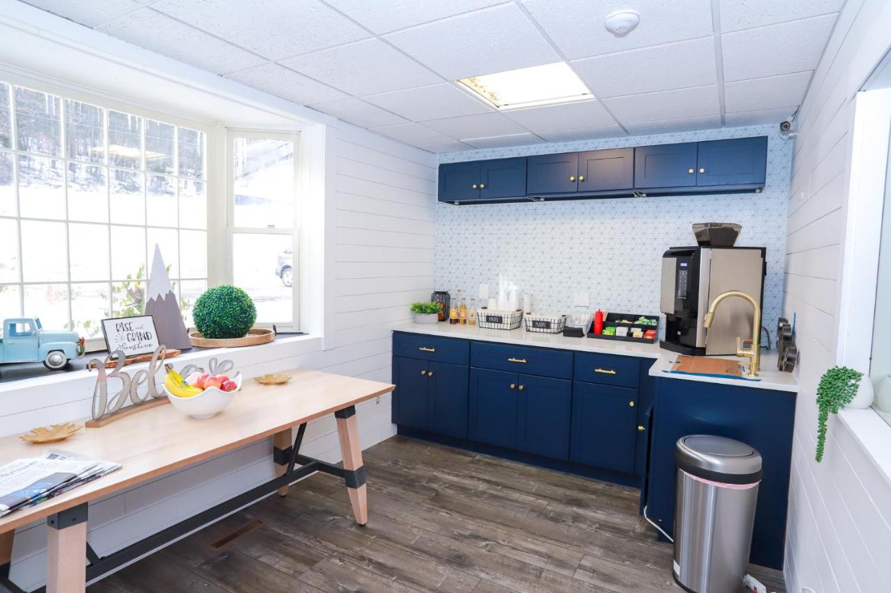 | Gunstock Inn & Suites