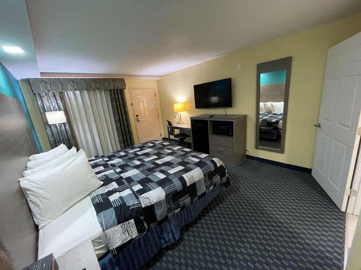 King Room - Disability Access at SureStay Plus Hotel by Best Western Odessa