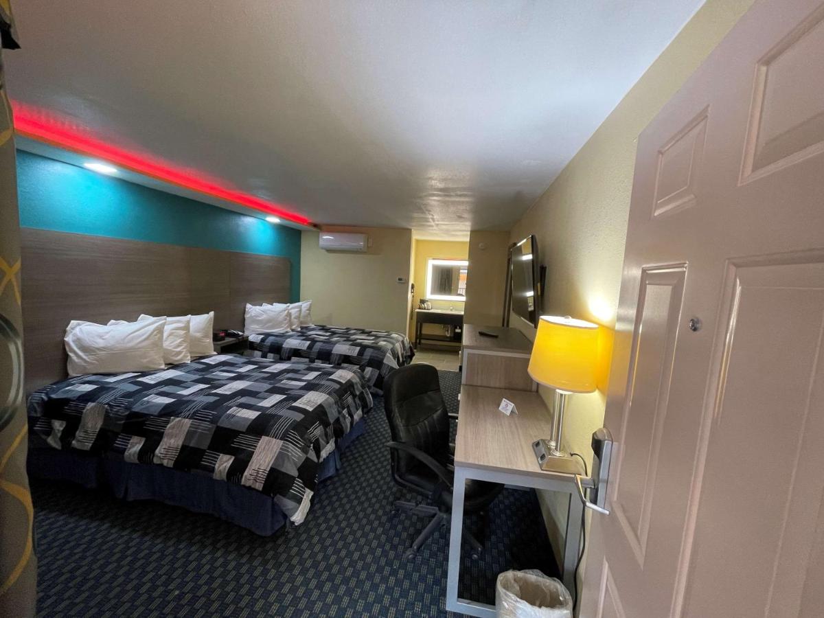 Double Room with Two Double Beds at SureStay Plus Hotel by Best Western Odessa