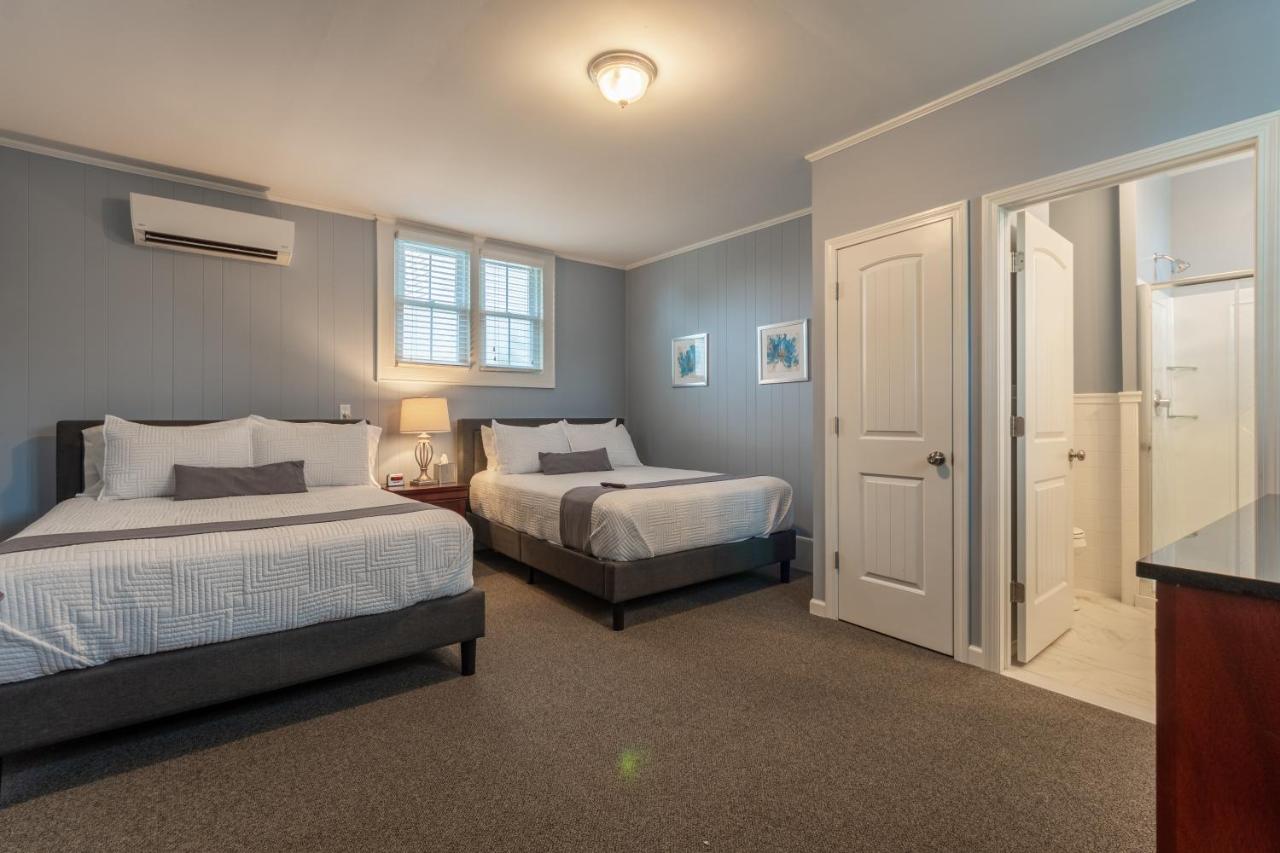 | Homestead Inn