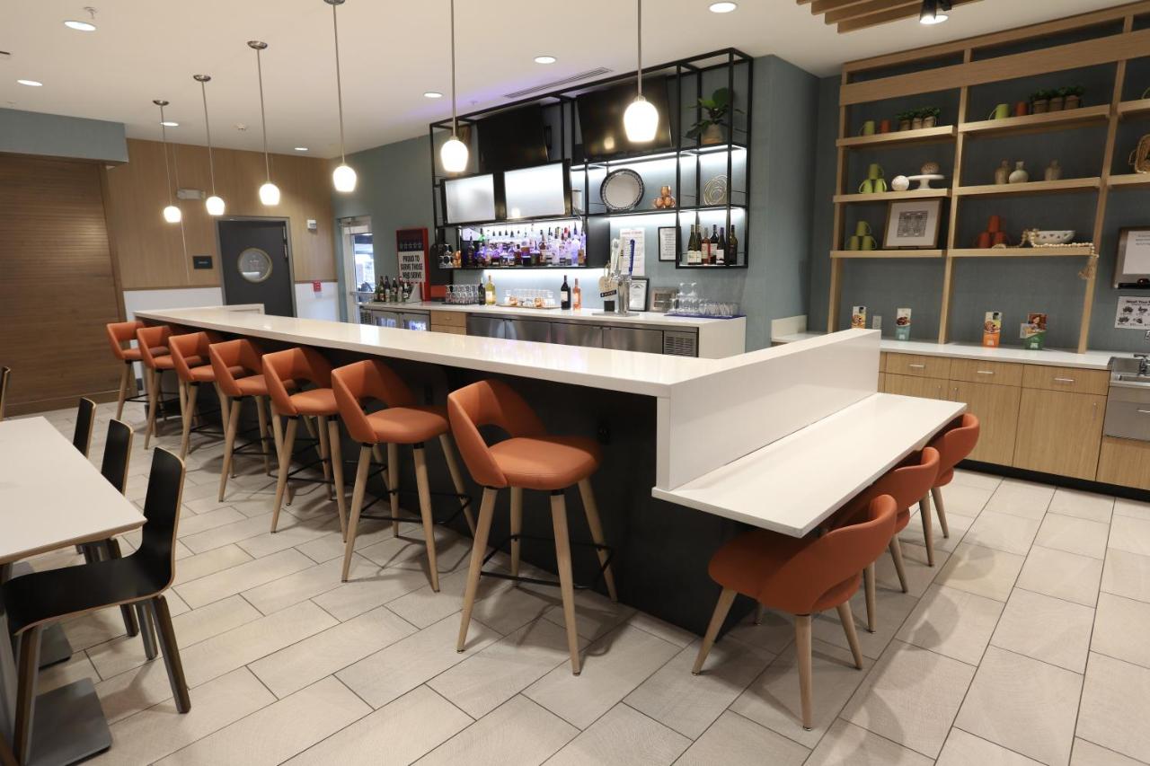  | Holiday Inn & Suites - Hopkinsville - Convention Ctr, an IHG Hotel