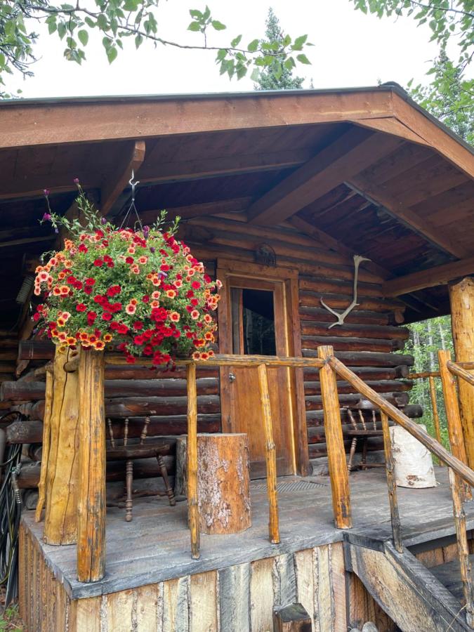 | Carlo Creek Cabins