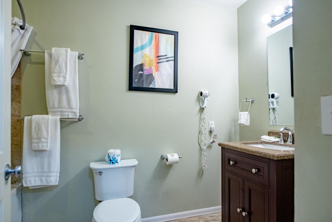 King Suite with Ocean View at Inn at the Prom Oceanfront Seaside