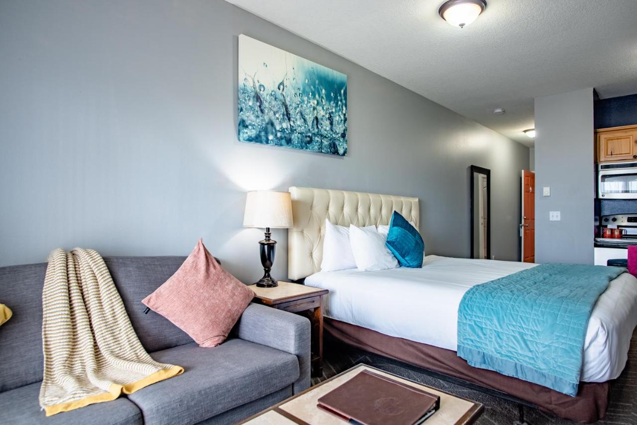 King Suite with Ocean View at Inn at the Prom Oceanfront Seaside