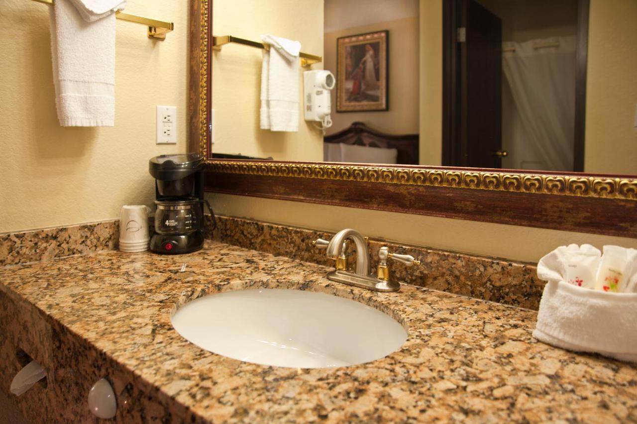 King Room at The Stone Castle Hotel & Conference Center