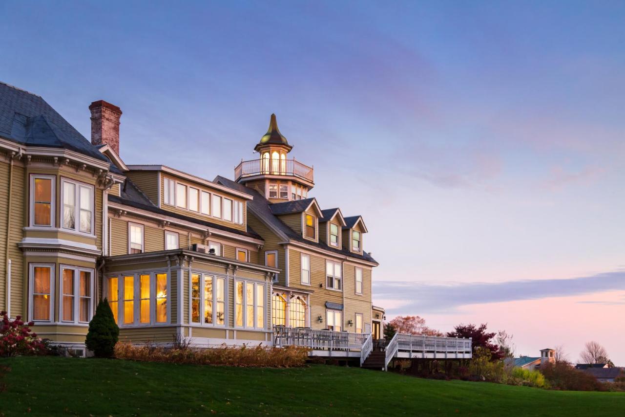 | Captain Nickels Inn