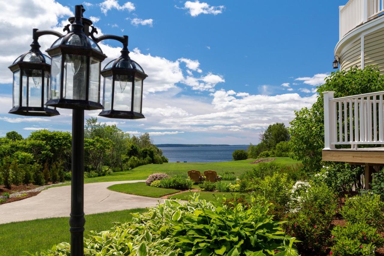 | Captain Nickels Inn