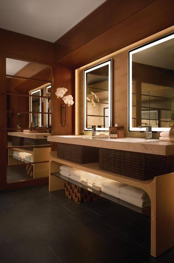Classic Ocean View Suite with King Bed at Four Seasons Resort Lanai