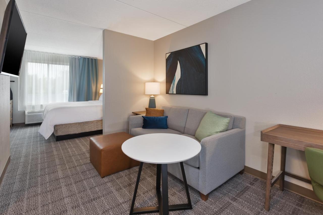 King Studio Suite - Non-Smoking at Staybridge Suites Pittsburgh Airport by IHG