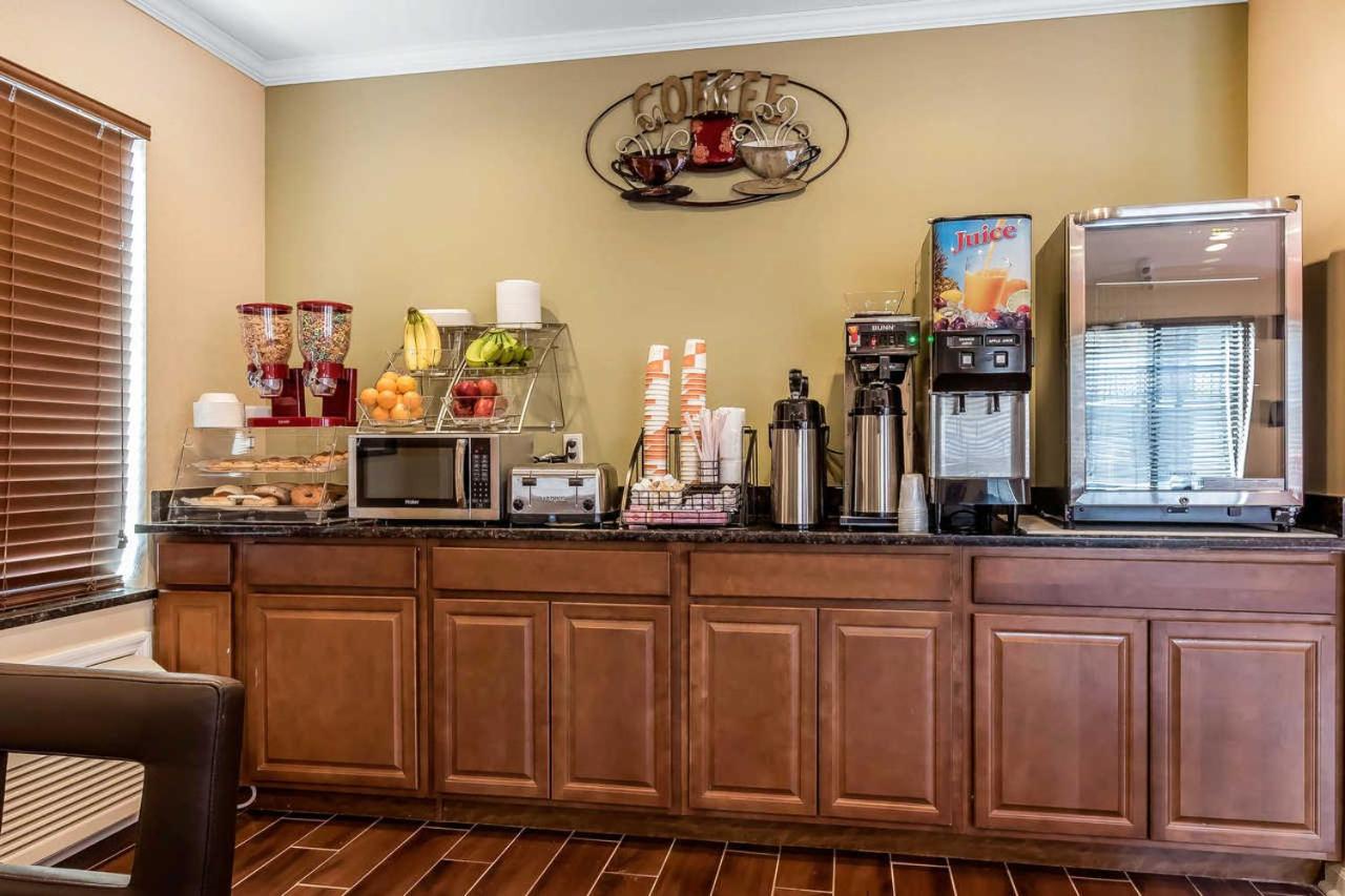 | Econo Lodge Boaz