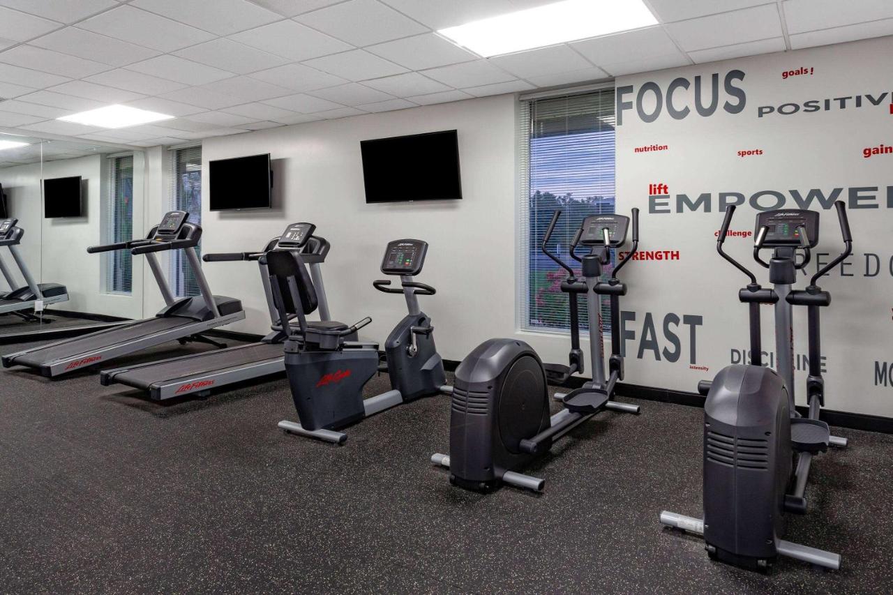 | Ramada by Wyndham Windsor Locks