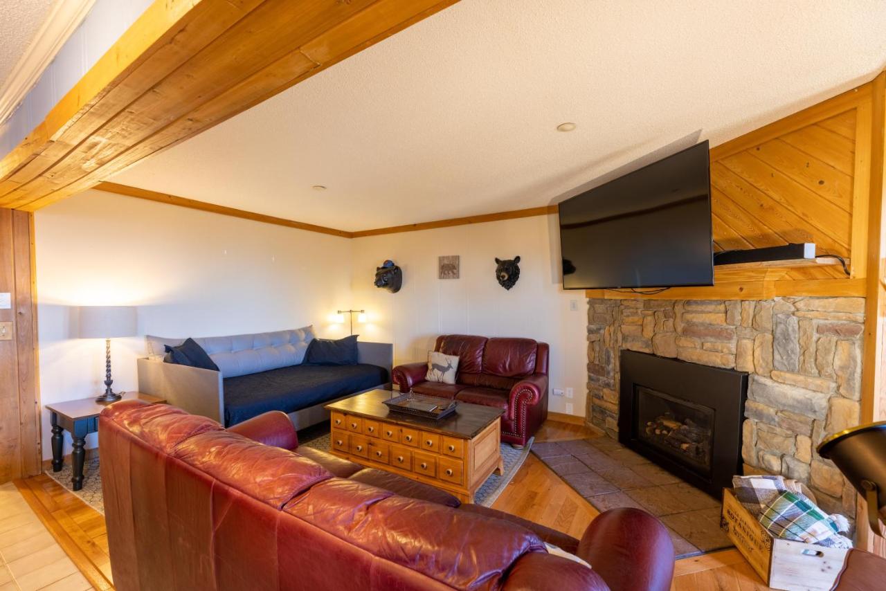 | Sunsets at Summit 108b, free WI-FI, parking and AC